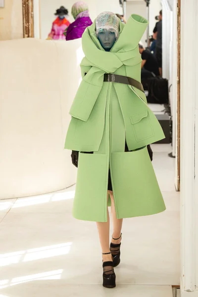 Look 6